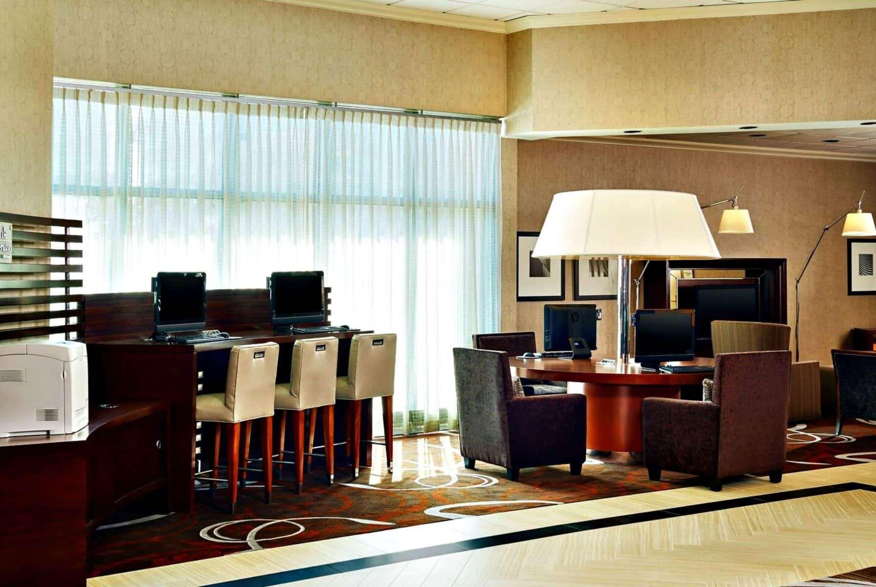 Отель Wyndham College Park North / Washington Dc Area Белтсвилл Экстерьер фото