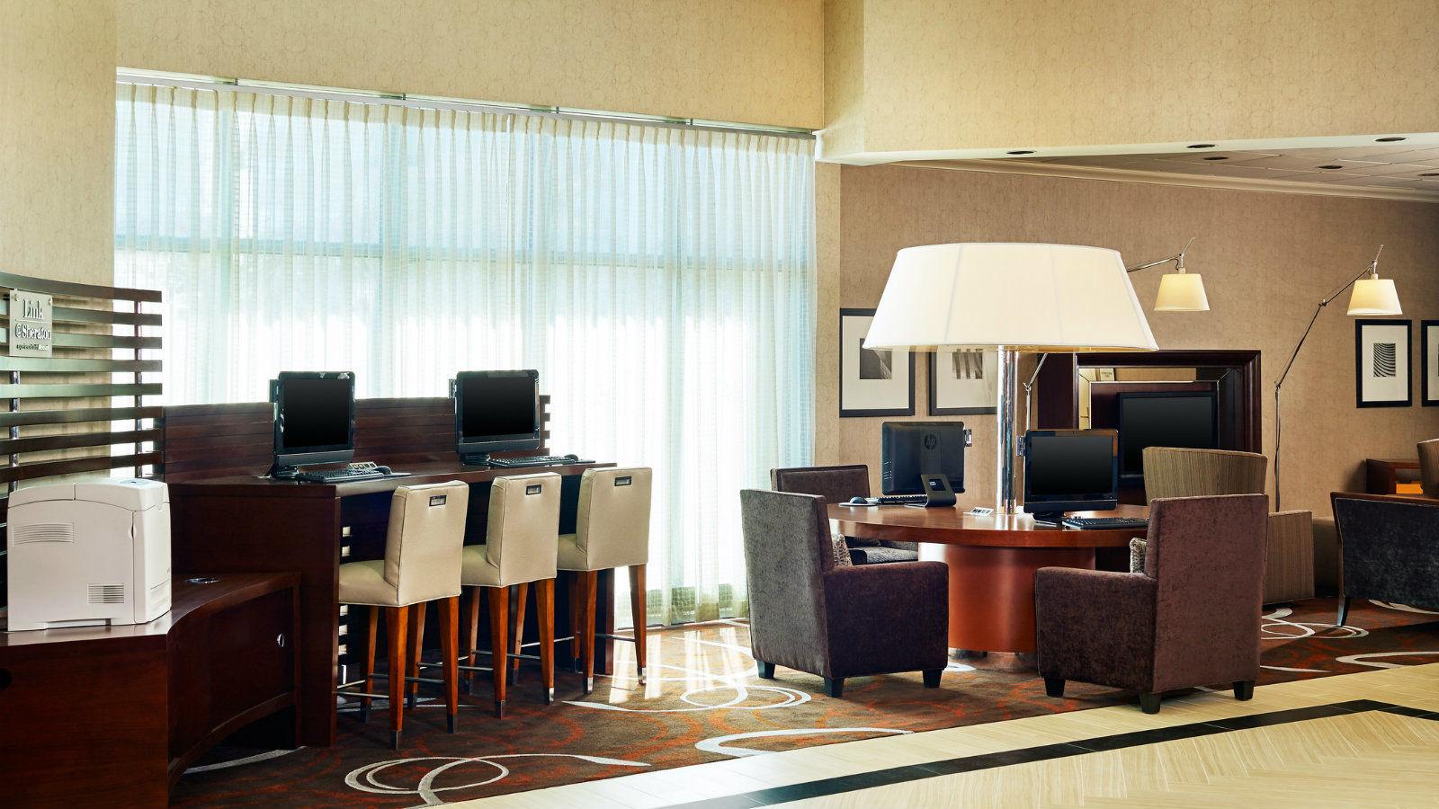 Отель Wyndham College Park North / Washington Dc Area Белтсвилл Экстерьер фото